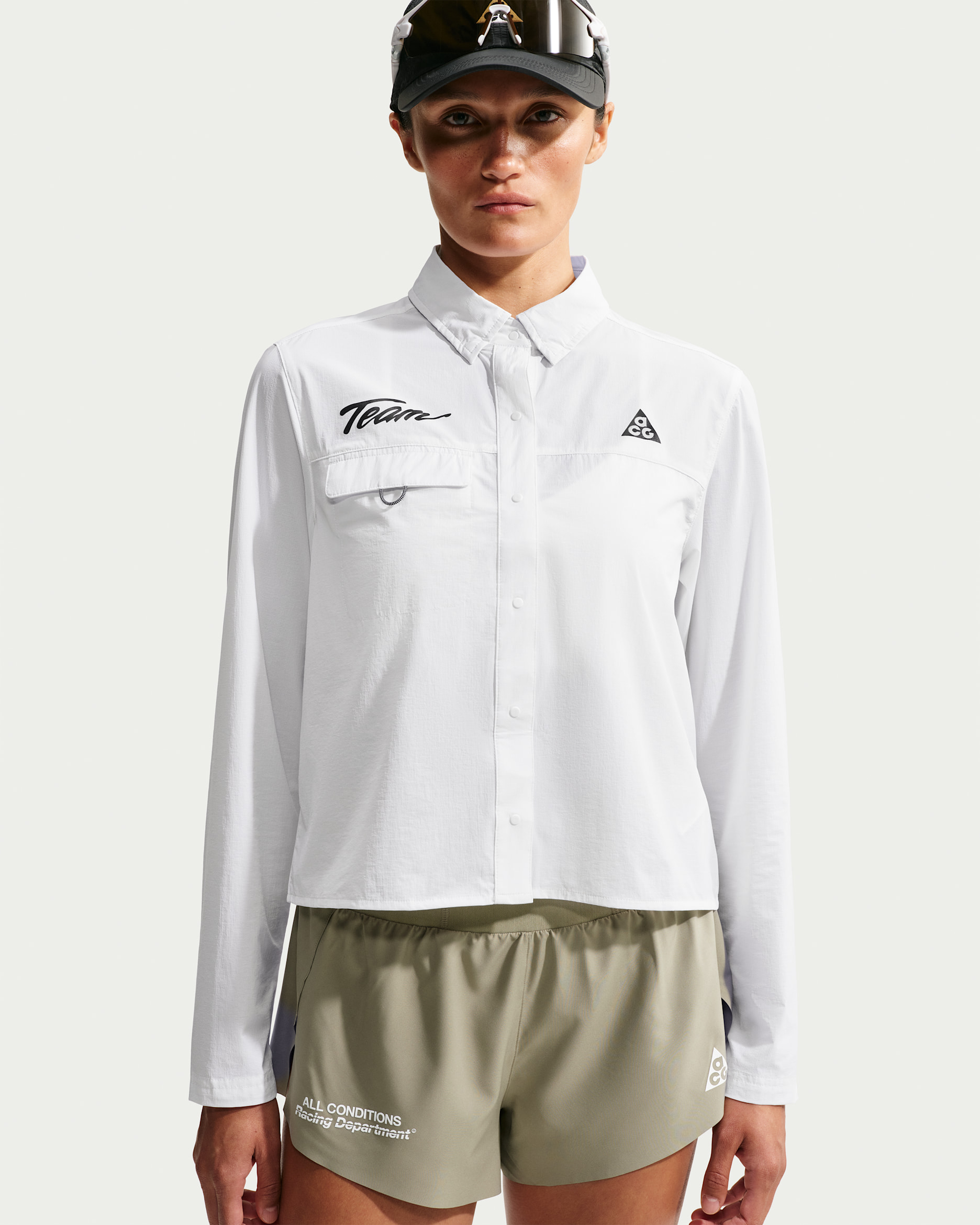 ACG Aireez Women's Button-Up Long-Sleeve Graphic Trail Running Top